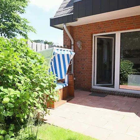 Erdgeschosswohnung Befindet Sich In Alt-westerland. Apartmán *